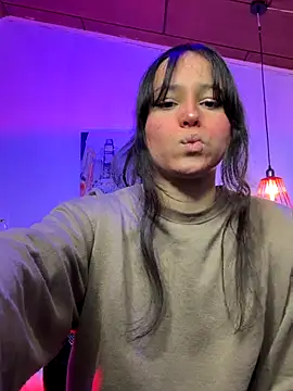 Snapshot of Eymmy_24 chatting on October 2025 03:09:02 AM Eymmy 24 online show from October 2025 03:09:02 AM