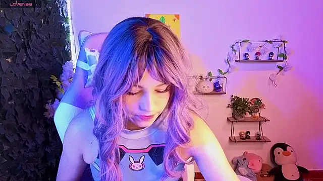 Snapshot of Eymmy_24 chatting on March 2026 02:30:02 AM Eymmy 24 online show from March 2026 02:30:02 AM