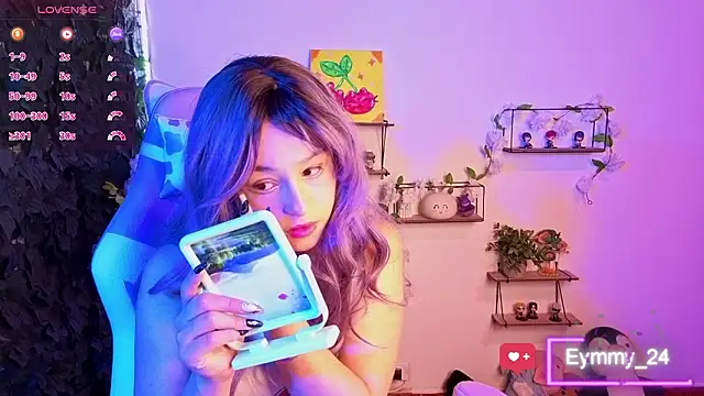 Snapshot of Eymmy_24 chatting on March 2026 01:36:02 AM Eymmy 24 online show from March 2026 01:36:02 AM