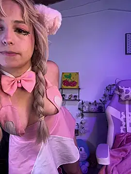 Snapshot of Eymmy_24 chatting on April 2026 07:45:01 AM Eymmy 24 online show from April 2026 07:45:01 AM