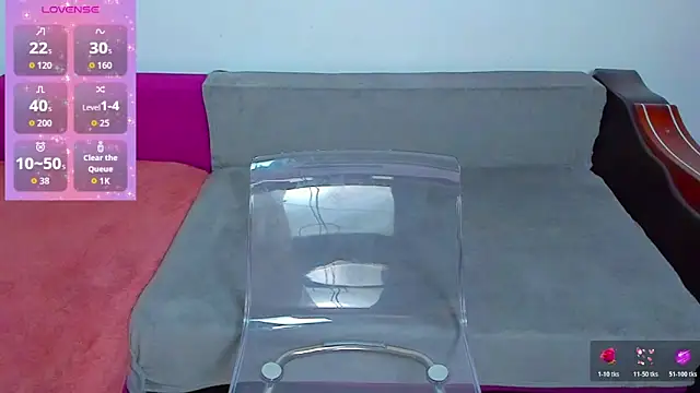 Snapshot of MiaKiittyy chatting on October 2025 04:42:01 PM MiaKiittyy online show from October 2025 04:42:01 PM