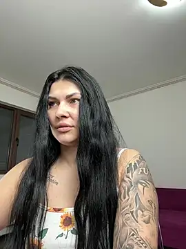 Snapshot of MiaKiittyy chatting on January 2026 05:40:01 PM MiaKiittyy online show from January 2026 05:40:01 PM