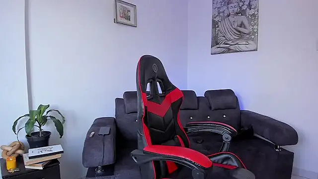 DeimonOficial online show from April 2026 01:05:02 PM