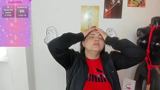 Snapshot of TifanyAmazinng chatting on October 2025 02:03:02 PM TifanyAmazinng online show from October 2025 02:03:02 PM