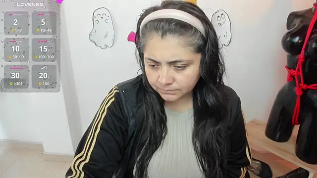 Snapshot of TifanyAmazinng chatting on October 2025 12:25:01 PM TifanyAmazinng online show from October 2025 12:25:01 PM