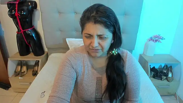 Snapshot of TifanyAmazinng chatting on January 2026 01:37:02 PM TifanyAmazinng online show from January 2026 01:37:02 PM