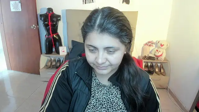 Snapshot of TifanyAmazinng chatting on January 2026 01:15:01 PM TifanyAmazinng online show from January 2026 01:15:01 PM