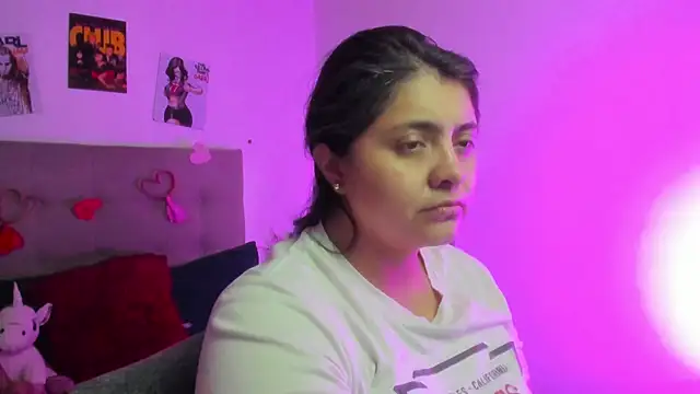 Snapshot of TifanyAmazinng chatting on February 2026 12:34:01 PM TifanyAmazinng online show from February 2026 12:34:01 PM