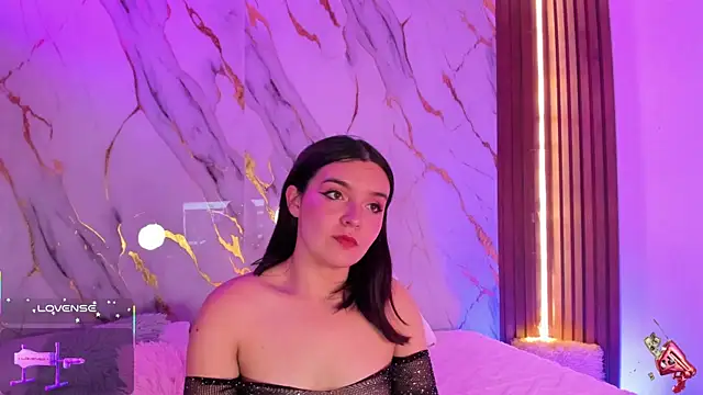 Snapshot of alicecute77 chatting on October 2025 11:49:01 PM alicecute77 online show from October 2025 11:49:01 PM