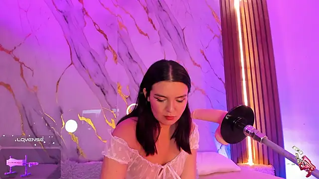 Snapshot of alicecute77 chatting on October 2025 02:26:01 AM alicecute77 online show from October 2025 02:26:01 AM