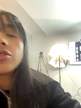 Snapshot of Aleja_ruizz chatting on October 2025 05:57:02 AM Aleja ruizz online show from October 2025 05:57:02 AM