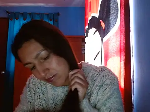 SarahFriendly online show from June 2026 03:22:01 PM
