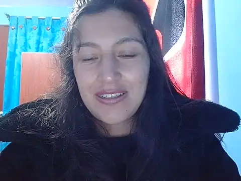 SarahFriendly online show from July 2026 07:18:02 PM