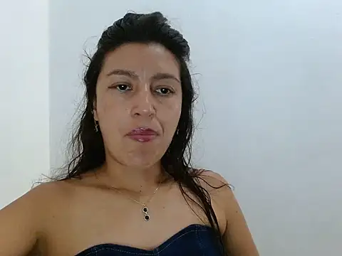 SarahFriendly online show from July 2026 06:14:02 PM