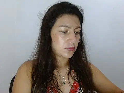 SarahFriendly online show from July 2026 04:00:01 PM