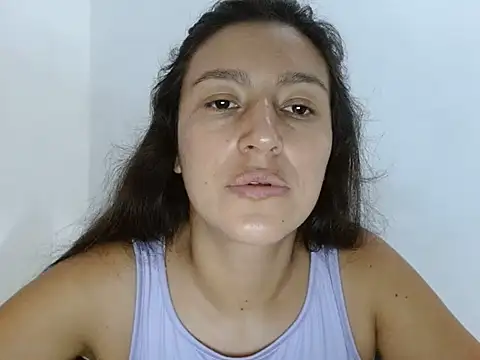 SarahFriendly online show from July 2026 02:13:01 PM