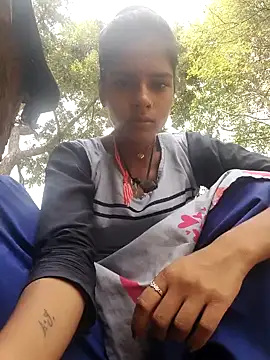 Snapshot of Gulika_Doshi chatting on October 2025 06:01:01 AM Gulika Doshi online show from October 2025 06:01:01 AM