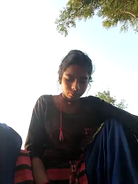 Snapshot of Gulika_Doshi chatting on October 2025 01:28:01 AM Gulika Doshi online show from October 2025 01:28:01 AM