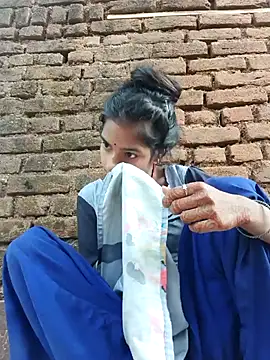 Snapshot of Gulika_Doshi chatting on October 2025 01:17:02 AM Gulika Doshi online show from October 2025 01:17:02 AM