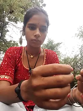 Snapshot of Gulika_Doshi chatting on October 2025 02:37:02 AM Gulika Doshi online show from October 2025 02:37:02 AM