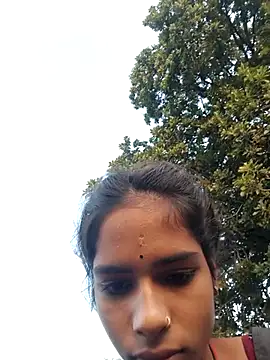 Snapshot of Gulika_Doshi chatting on November 2025 01:19:02 AM Gulika Doshi online show from November 2025 01:19:02 AM