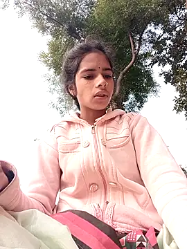 Snapshot of Gulika_Doshi chatting on November 2025 02:46:02 AM Gulika Doshi online show from November 2025 02:46:02 AM