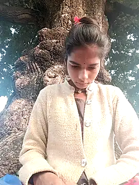 Snapshot of Gulika_Doshi chatting on December 2025 02:27:01 AM Gulika Doshi online show from December 2025 02:27:01 AM