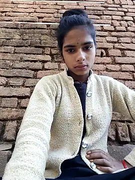 Snapshot of Gulika_Doshi chatting on February 2026 03:43:01 AM Gulika Doshi online show from February 2026 03:43:01 AM