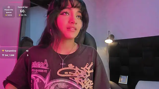 Snapshot of Darky_Doll chatting on October 2025 04:02:02 AM Darky Doll online show from October 2025 04:02:02 AM