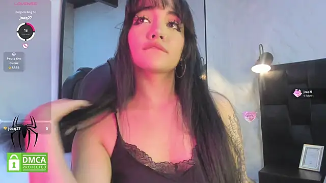 Snapshot of Darky_Doll chatting on December 2025 09:33:01 PM Darky Doll online show from December 2025 09:33:01 PM