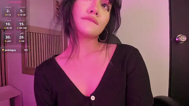 Snapshot of Darky_Doll chatting on February 2026 10:35:01 PM Darky Doll online show from February 2026 10:35:01 PM