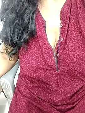 Snapshot of tami_lavanya chatting on February 2026 06:40:02 AM tami lavanya online show from February 2026 06:40:02 AM