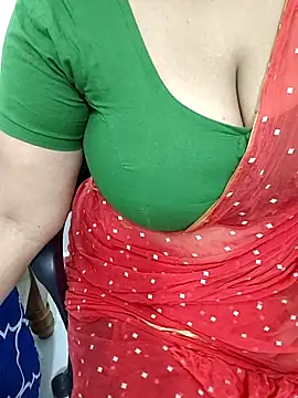 Snapshot of tami_lavanya chatting on February 2026 05:45:01 AM tami lavanya online show from February 2026 05:45:01 AM