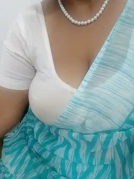 Snapshot of tami_lavanya chatting on February 2026 01:34:01 PM tami lavanya online show from February 2026 01:34:01 PM