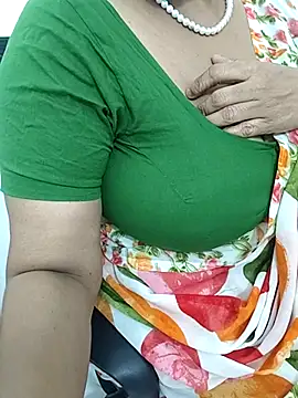 Snapshot of tami_lavanya chatting on February 2026 05:05:02 AM tami lavanya online show from February 2026 05:05:02 AM