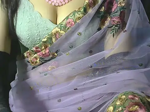 sheetal-sheetal95 online show from June 2026 05:04:01 PM