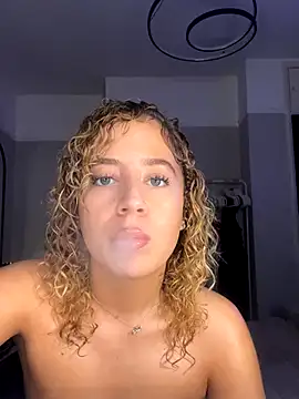 Snapshot of Aurorajadex chatting on October 2025 09:04:01 PM Aurorajadex online show from October 2025 09:04:01 PM