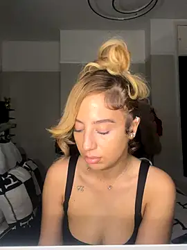 Snapshot of Aurorajadex chatting on October 2025 04:29:02 PM Aurorajadex online show from October 2025 04:29:02 PM