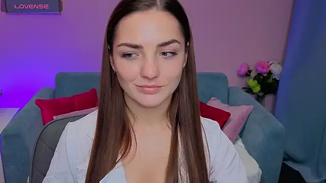 MyEllaLuvs online show from September 2025 08:14:01 PM