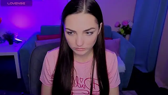 MyEllaLuvs online show from October 2025 08:18:02 PM