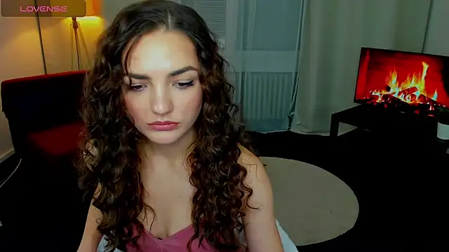 MyEllaLuvs online show from October 2025 08:22:01 PM