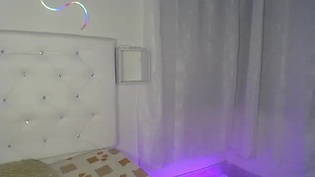 tatixxxvega online show from October 2025 01:41:02 PM