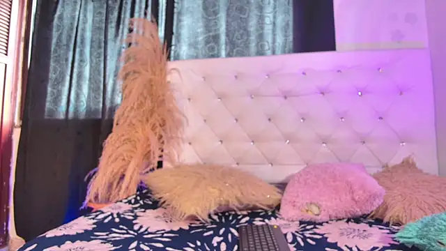 tatixxxvega online show from July 2026 05:21:01 PM