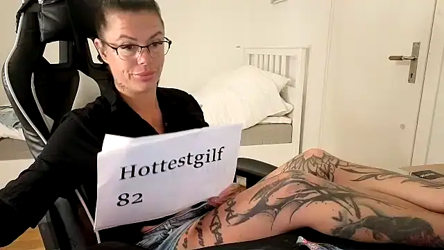 sexygilf82 online show from July 2026 07:39:01 PM