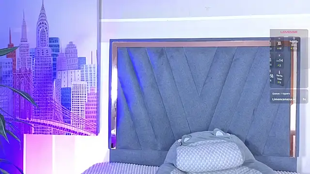 VelvetFox  online show from May 2026 08:03:02 PM