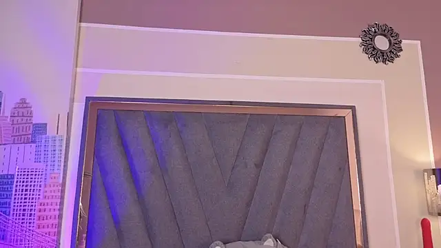 VelvetFox  online show from July 2026 07:08:02 PM