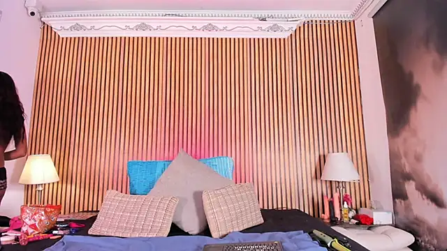 keeyla stone online show from September 2025 08:09:02 PM