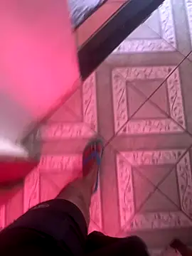 Kaua11225 online show from October 2025 12:12:02 PM