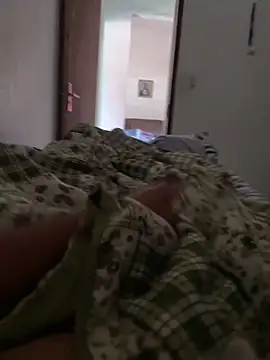 Kaua11225 online show from October 2025 01:15:02 PM