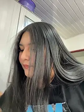 Snapshot of Nicky-222 chatting on November 2025 02:00:02 AM Nicky-222 online show from November 2025 02:00:02 AM